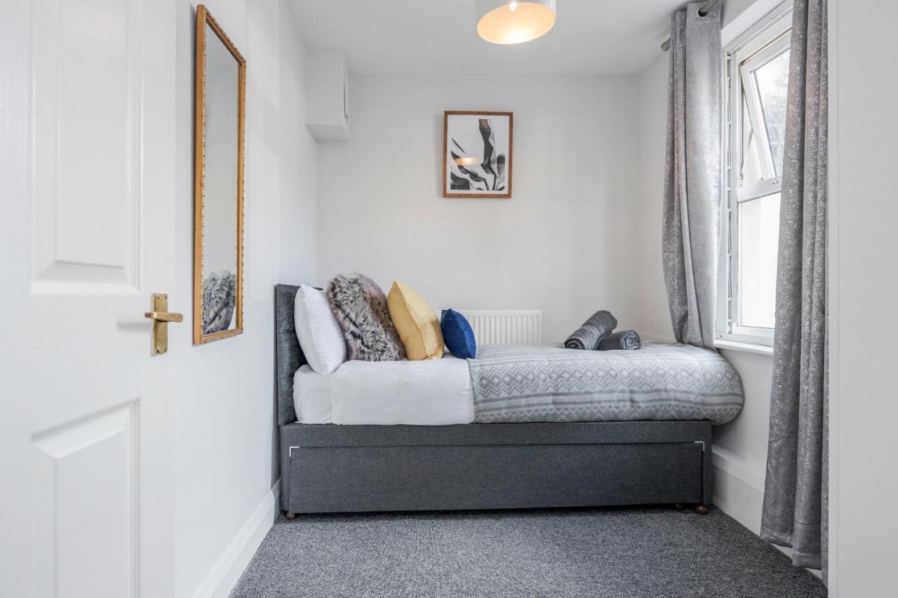 Stunning 2-Bed Apt - Free Parking - Camden - Central - Zoo - Shop - Events Londra Esterno foto