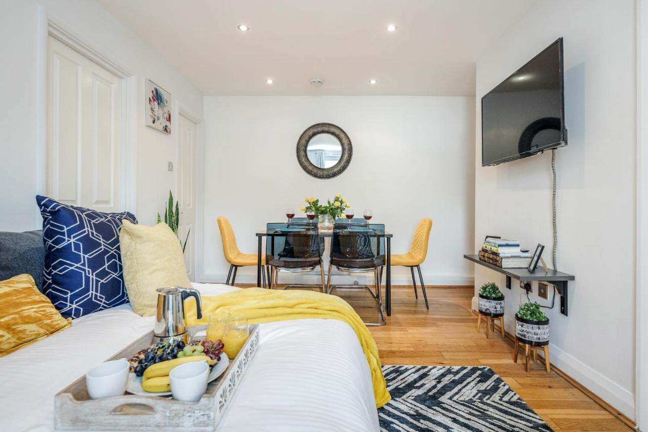 Stunning 2-Bed Apt - Free Parking - Camden - Central - Zoo - Shop - Events Londra Esterno foto