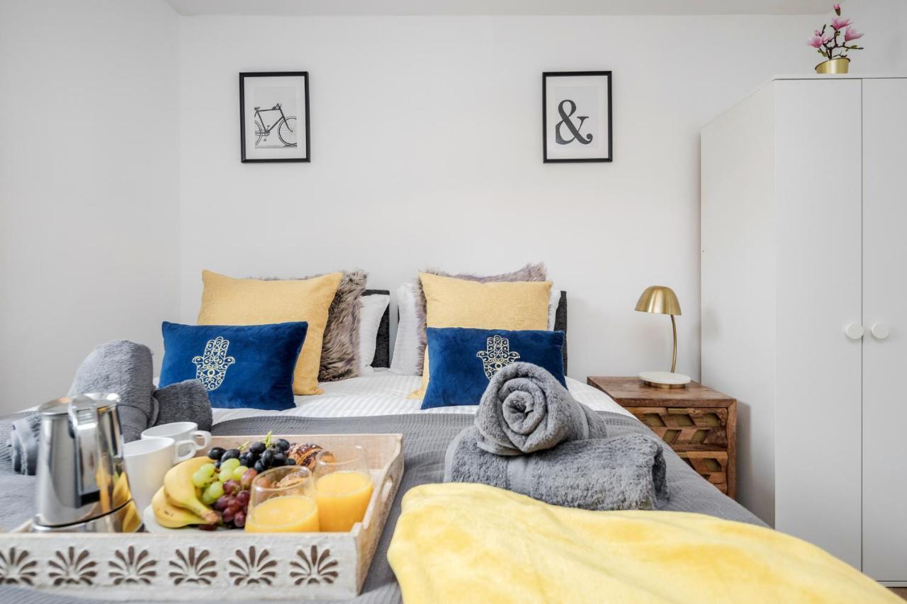 Stunning 2-Bed Apt - Free Parking - Camden - Central - Zoo - Shop - Events Londra Esterno foto