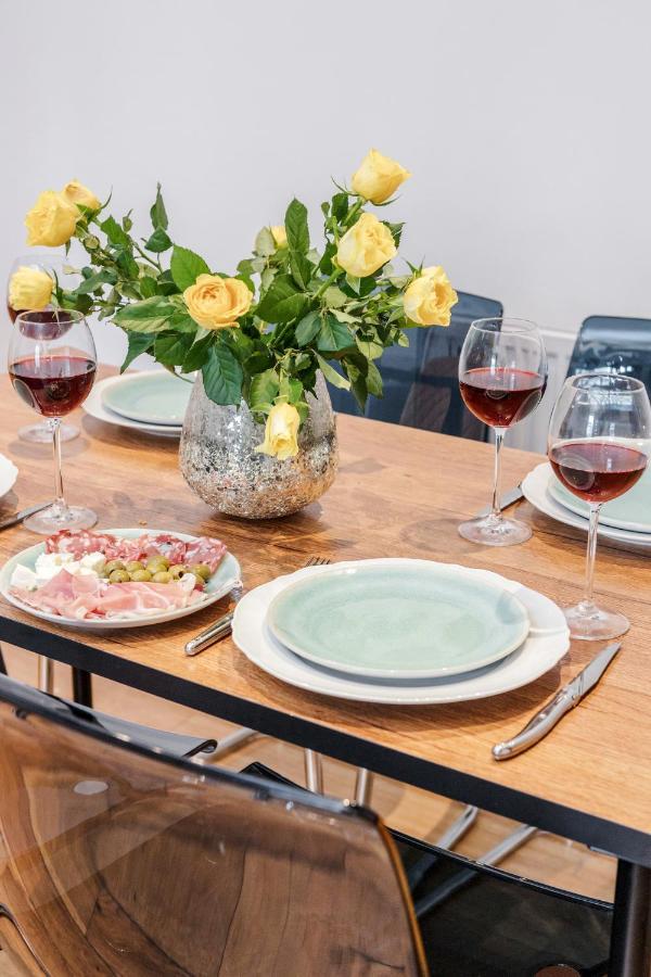 Stunning 2-Bed Apt - Free Parking - Camden - Central - Zoo - Shop - Events Londra Esterno foto
